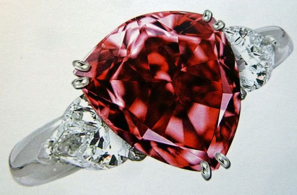 moussaieff red diamond ring