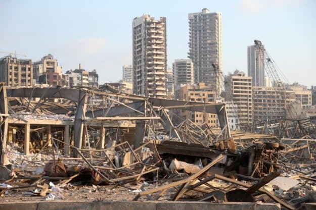 Potente Explosión en Beirut deja muertos [VIDEO]