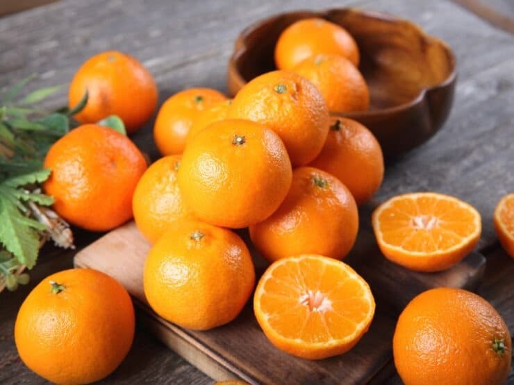 que vitaminas tiene la naranja