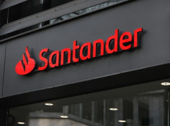 Cómo invertir en acciones Banco Santander