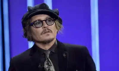 Johnny Depp visto con mujer misteriosa