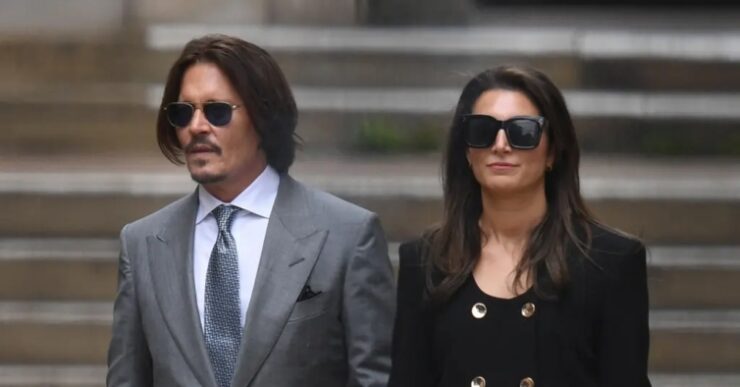 Johnny Depp vive romance con abogada