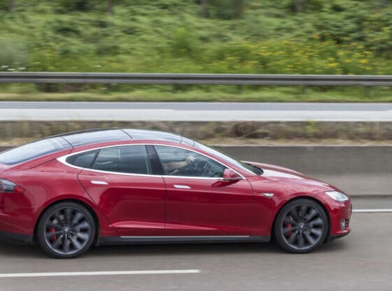 Tesla retira vehículos vendidos en China