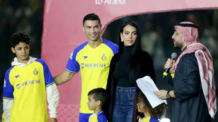 Ronaldo y Georgina podrán vivir en Riad