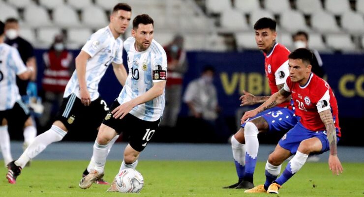 Quién es favorito en el próximo partido entre Argentina y Chile por las eliminatorias sudamericanas
